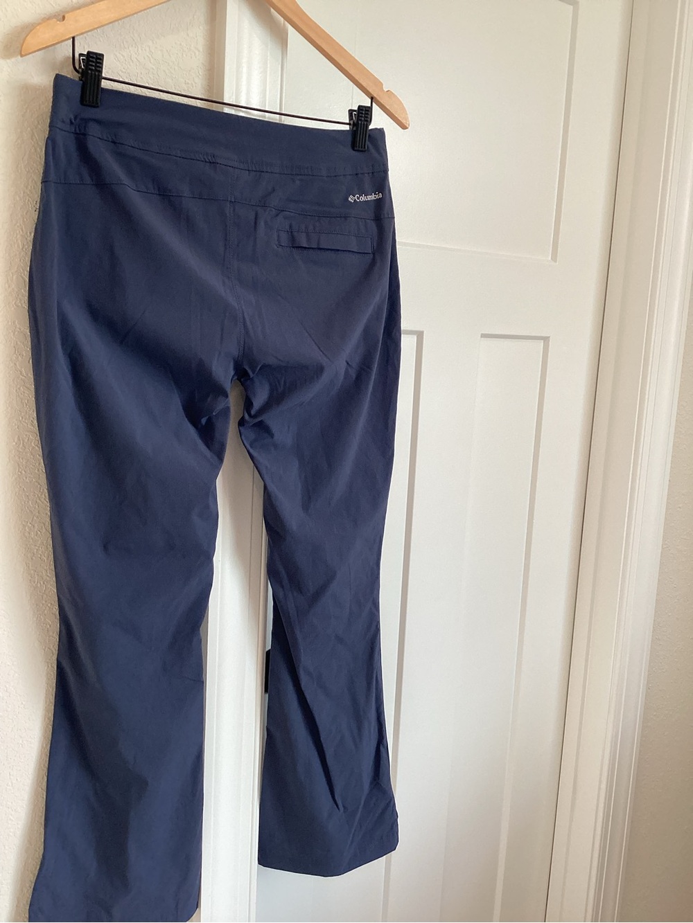 Columbia Mid Rise Bootcut Flare Hiking Pants Size 6 Short Blue-Gray - Picture 10 of 12